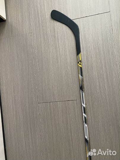 Клюшка хоккейная