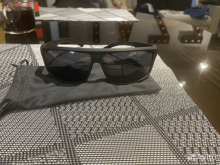 Солнечные очки мужские