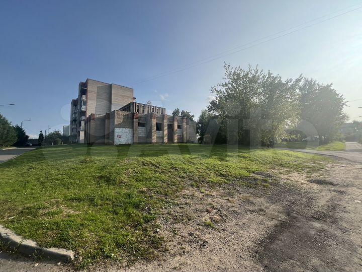 Здание свободного нащеачения