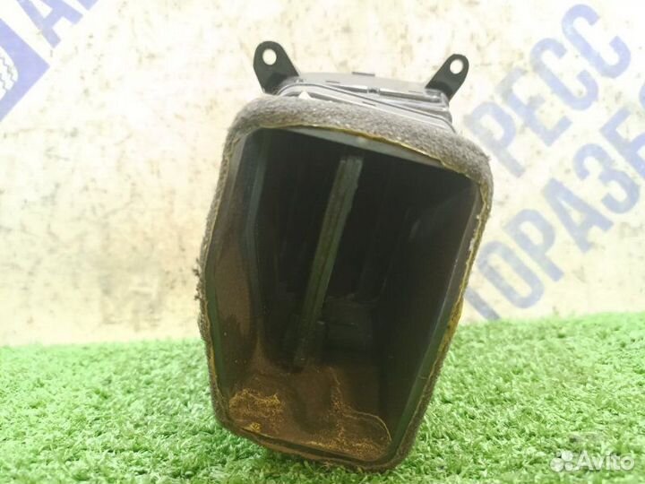 Дефлектор обдува правый Kia Optima седан 2.0 G4KD