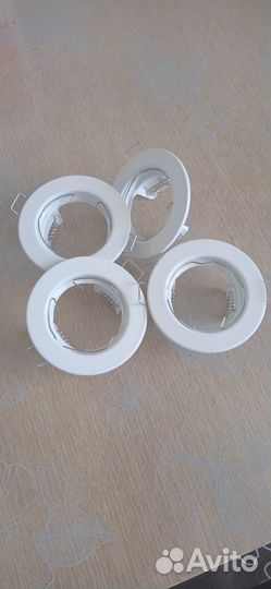 Светильник потолочный встраиваемый