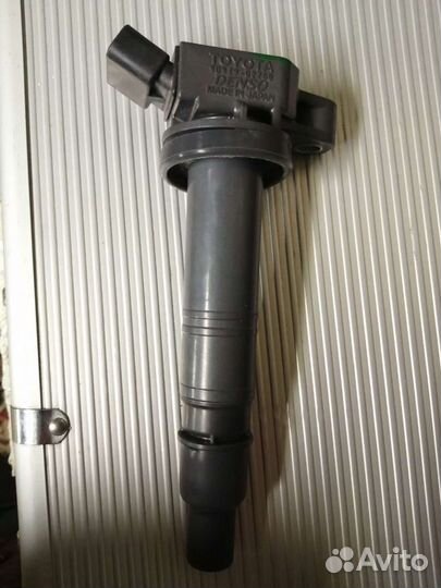 Катушка зажигания Toyota 90919-02260