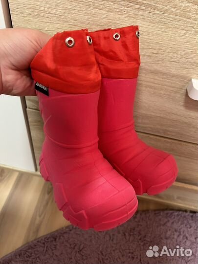 Детские резиновые сапоги 22 размер