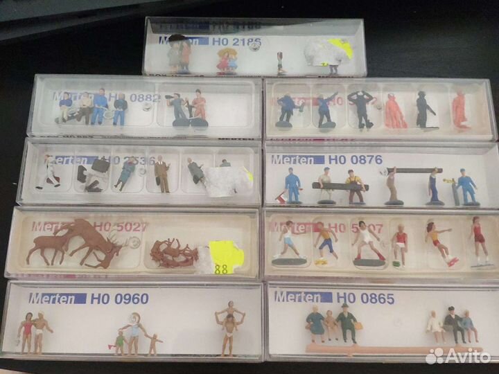 Фигурки Merten