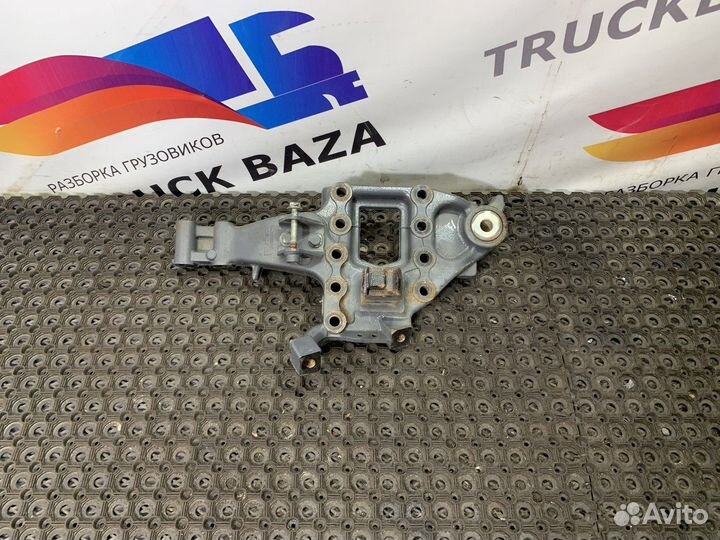 Кронштейн рессоры задний левый Daf XF106