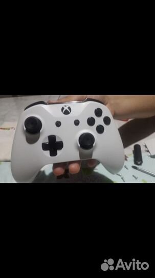 Джойстик xbox one s черные кнопки
