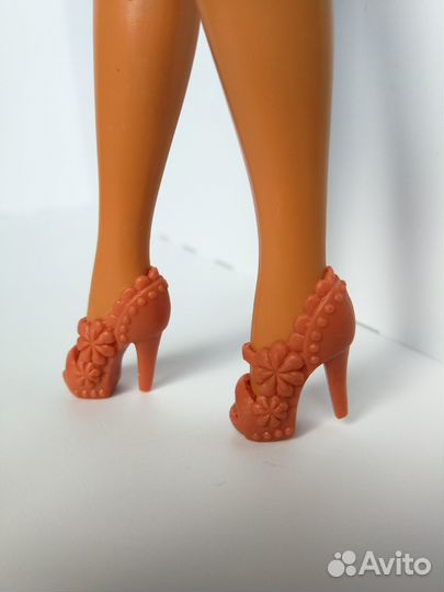 Обувь Mattel для кукол Барби