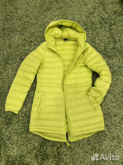 Демисезонный тонкий пуховичек 44 р