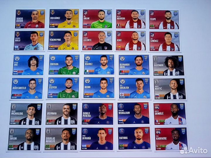 Наклейки panini FIFA 365: 2021-2022