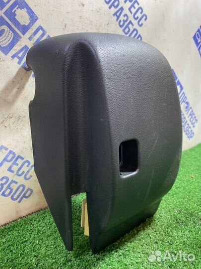 Кожух рулевой колонки Volkswagen Jetta седан 1.4