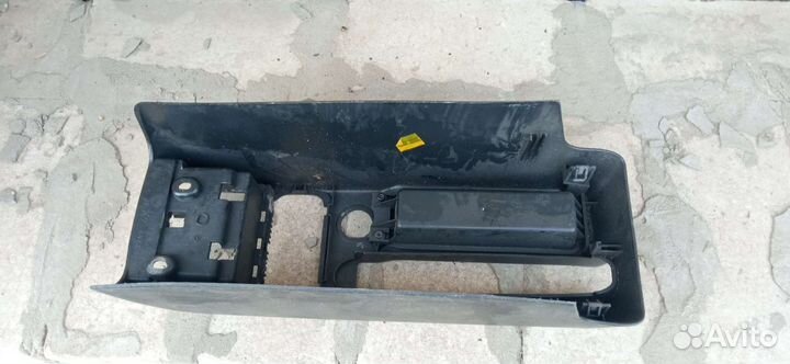 1U0863244A центральный тоннель Шкода Октавия тур