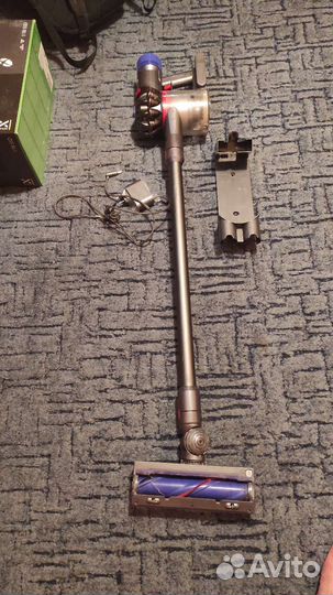 Dyson v 7