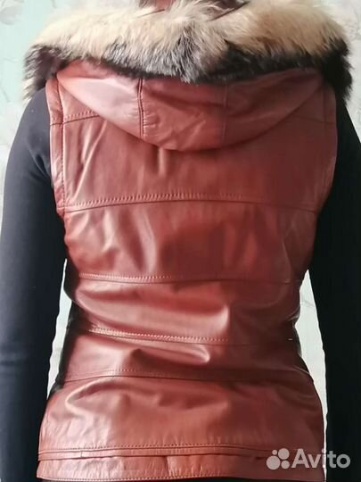 Куртка кожаная женская 42 44