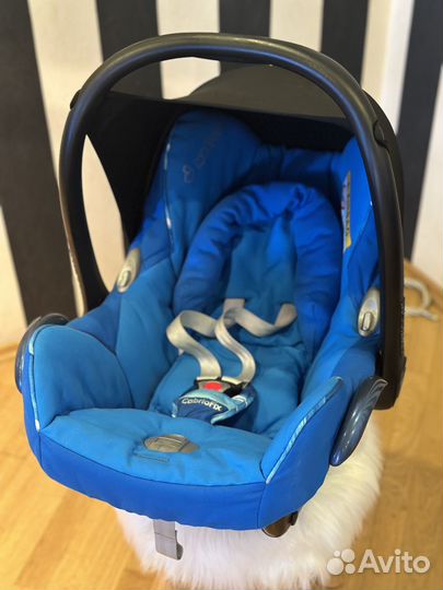 Автолюлька maxi cosi Cabriofix как новая