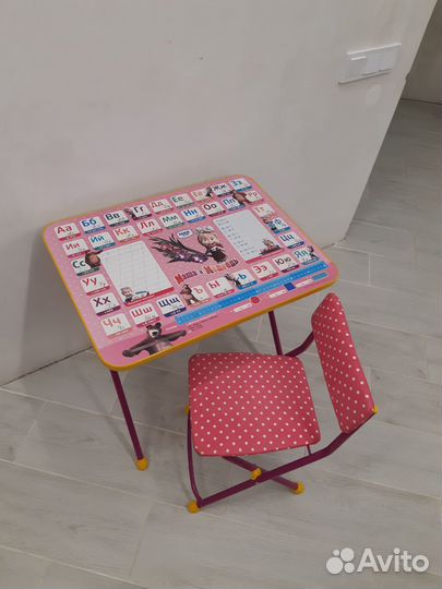 Детский стол и стул