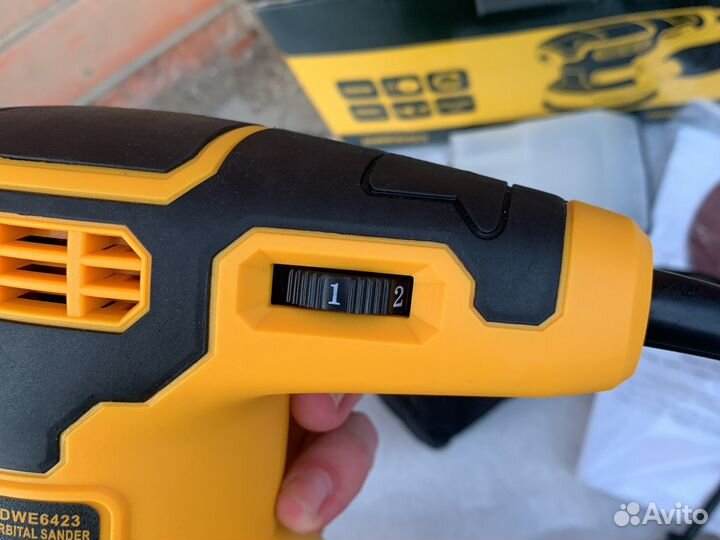 Эксцентриковая Орбитальная Машина Dewalt