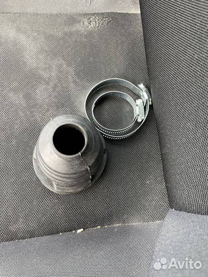 Пыльник для шруза внутренний правый Рено Меган 2