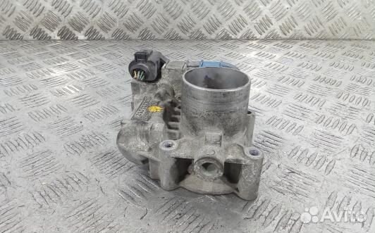 Дроссельная заслонка бензиновая volkswagen golf 5