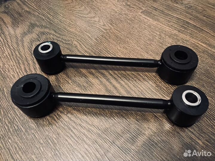 Стойки заднего стабилизатора Ford Mustang 05-14