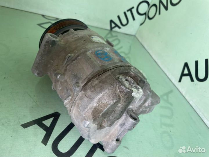 Компрессор кондиционера на запчасти Audi Q7 4L