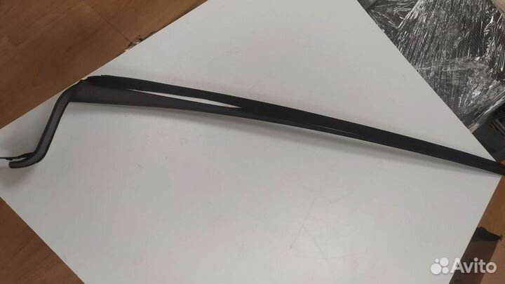 Молдинг лобового стекла KIA