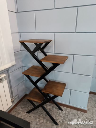 Подставка для цветов напольная