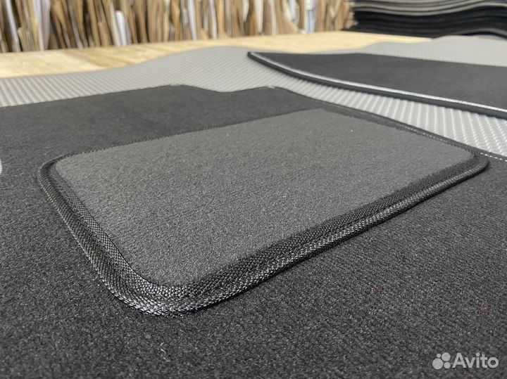 Автоковрики на заказ Volkswagen Tiguan 2