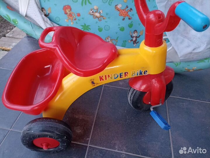 Детский трехколесный велосипед бу