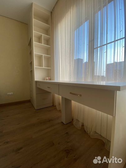 Компьютерный стол в Новороссийске на заказ