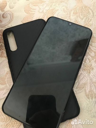 Samsung Galaxy A50, 4/64 ГБ