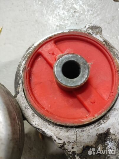 Передние рычаги Nissan Murano Z51