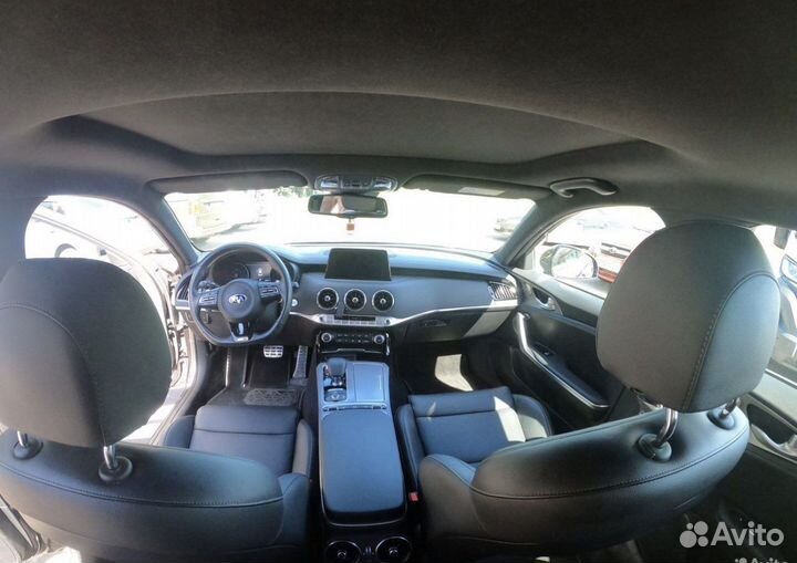 Kia Stinger 2.0 AT, 2019, 52 000 км