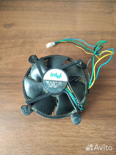 Кулер процеccорный intel 775