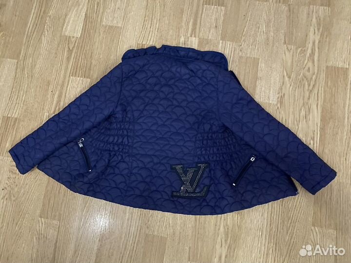 Куртка на девочку