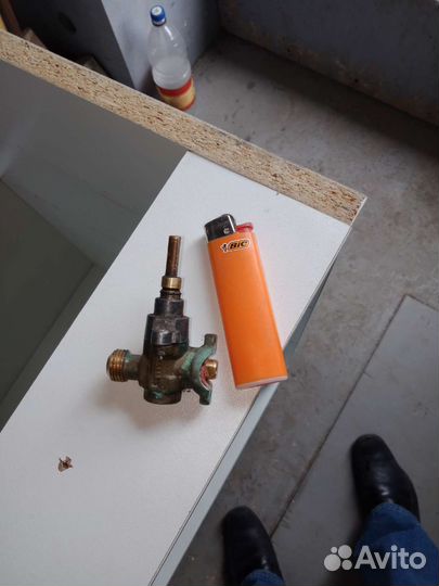 Кран варочной газовой поверхности