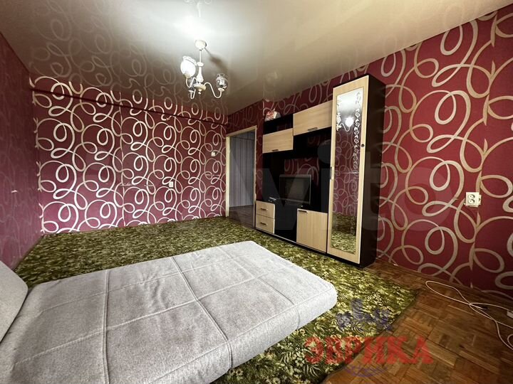 2-к. квартира, 51 м², 1/4 эт.