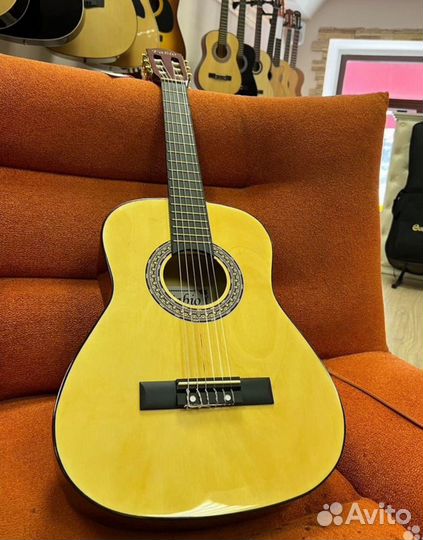 Классическая гитара 4/4 Новая