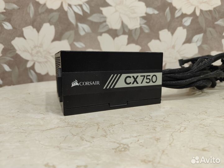Блок питания Corsair CX750 750W