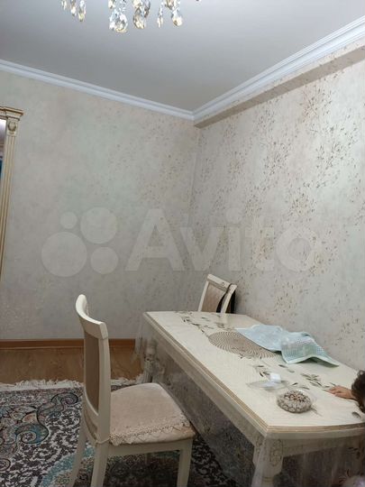 1-к. квартира, 42 м², 1/5 эт.