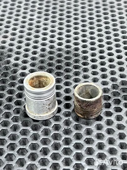 Втулки переднего колеса Honda CR 250R 1995-1996