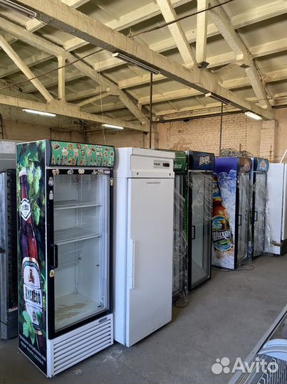 Холодильный шкаф