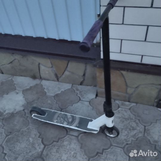 Трюковой самокат