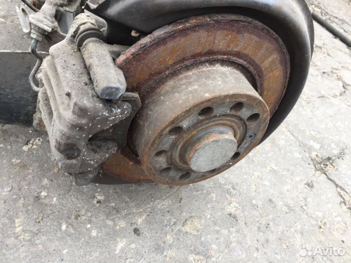 Суппорт задний Шкода Октавия А5