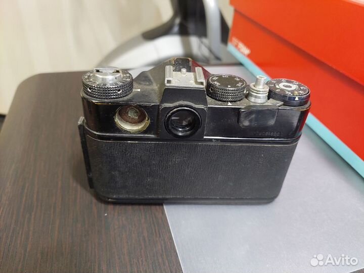 Плёночный фотоаппарат Zenit ttl