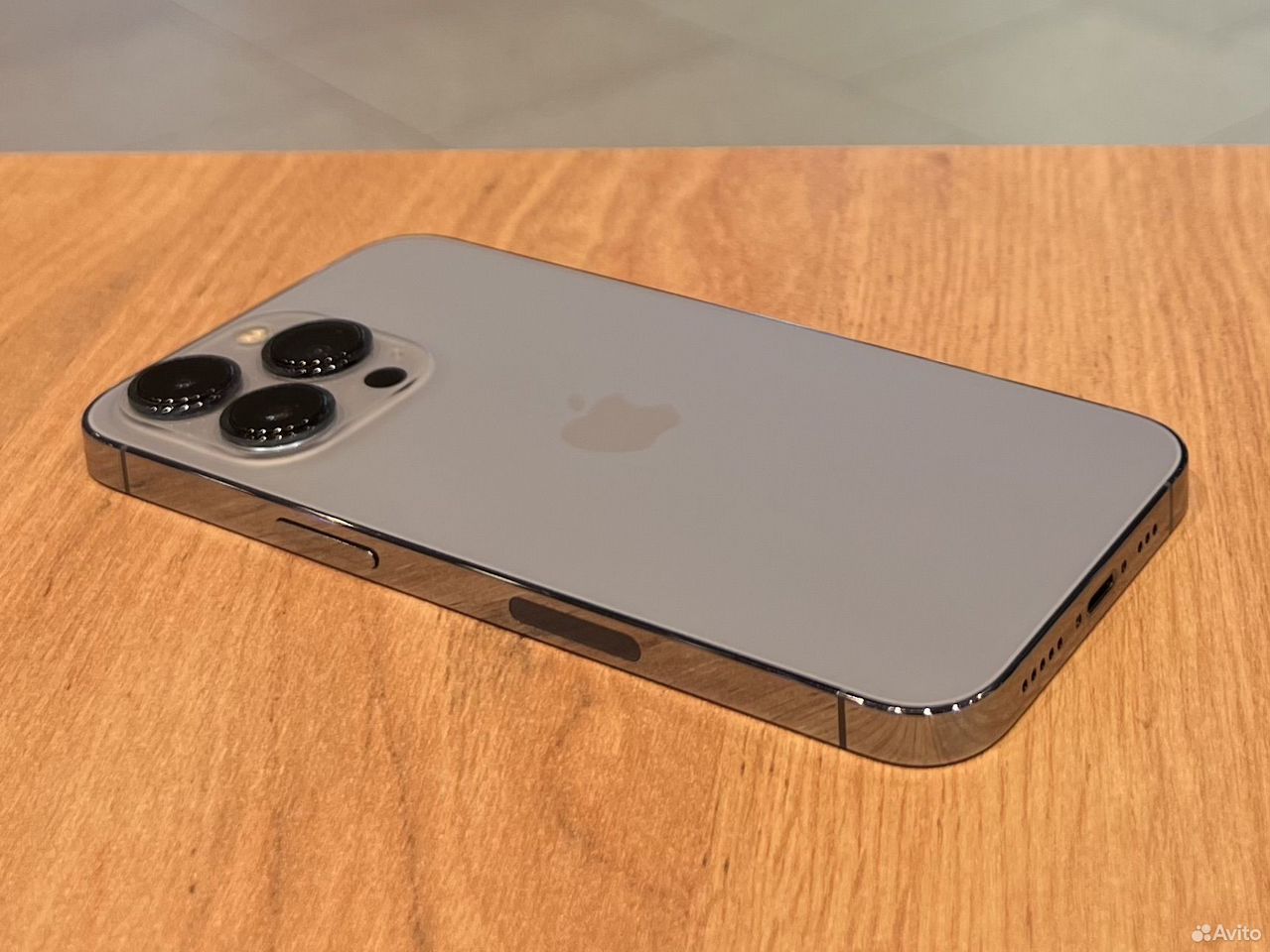 iPhone 13 Pro, 256 ГБ, SIM + eSIM