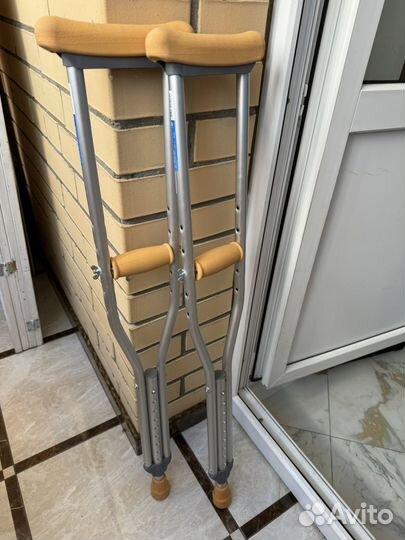 Костыли подмышечные