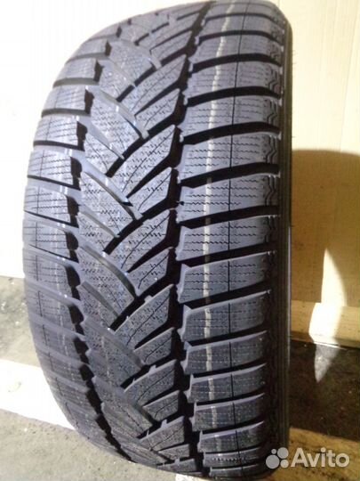 Dunlop SP Winter Sport M3 235/40 R18