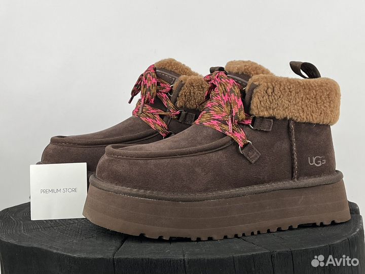 Ботинки UGG Funkarra Cabin Cuff Chocolate