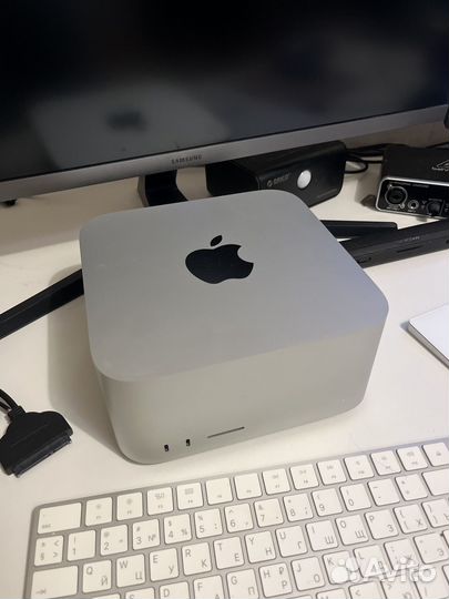 Apple Mac studio m1 max 2022 512, 32