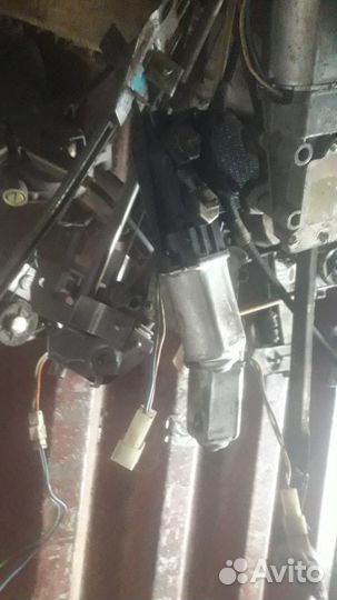 Электростеклоподьемник ваз 2110